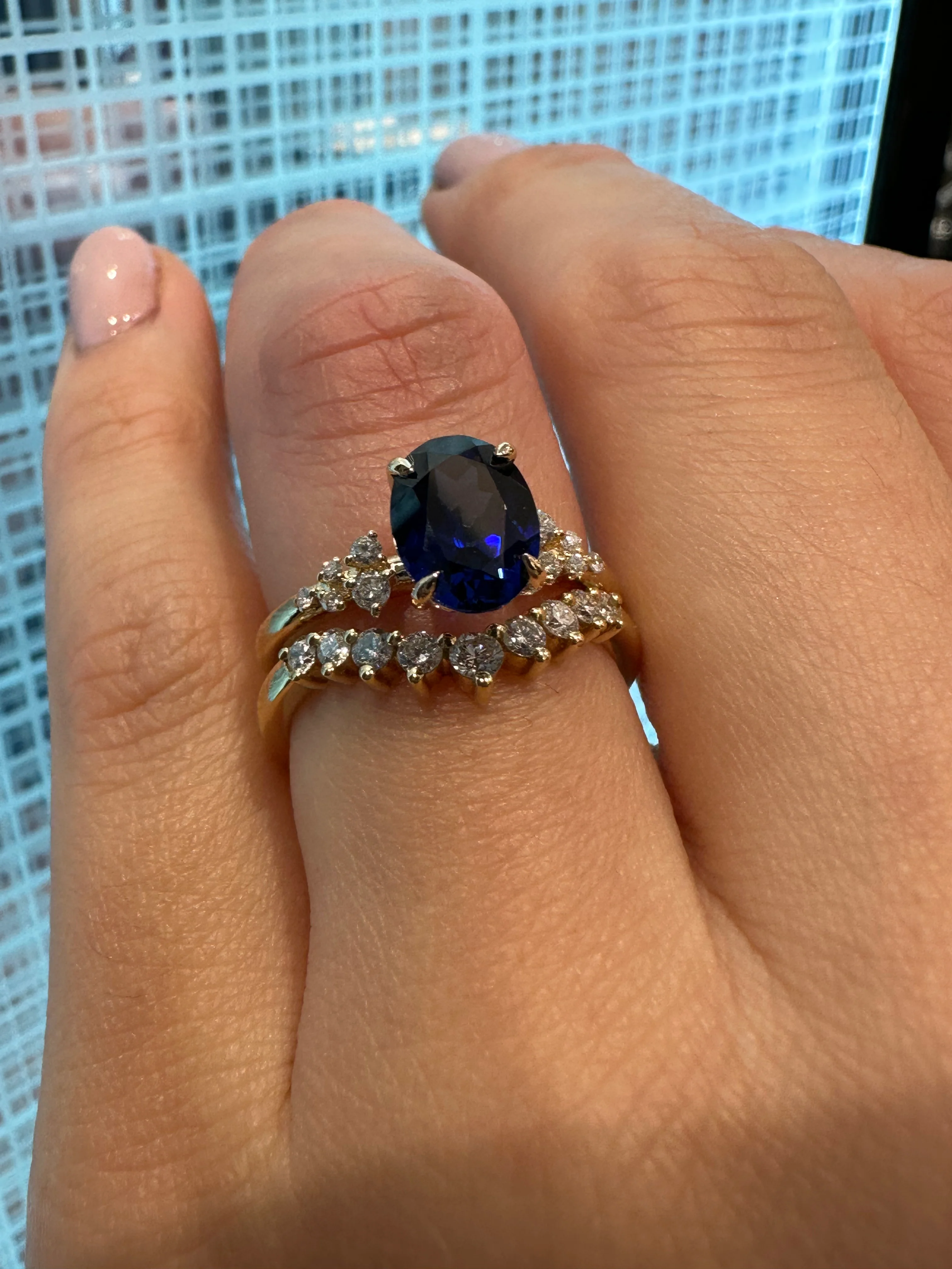 Aurora Blue Sapphire Engagement Ring - Image 5