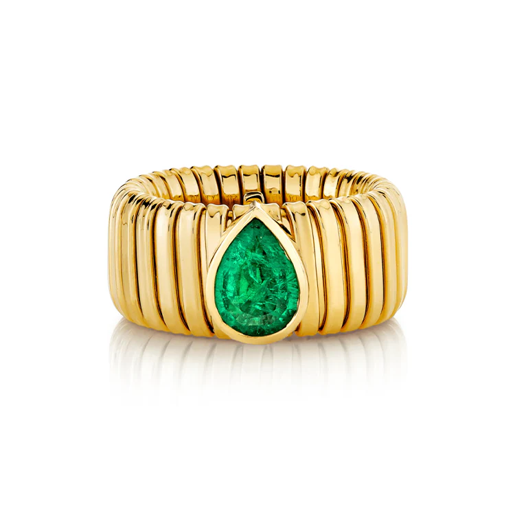 Hera Green Emerald Fluted Ring