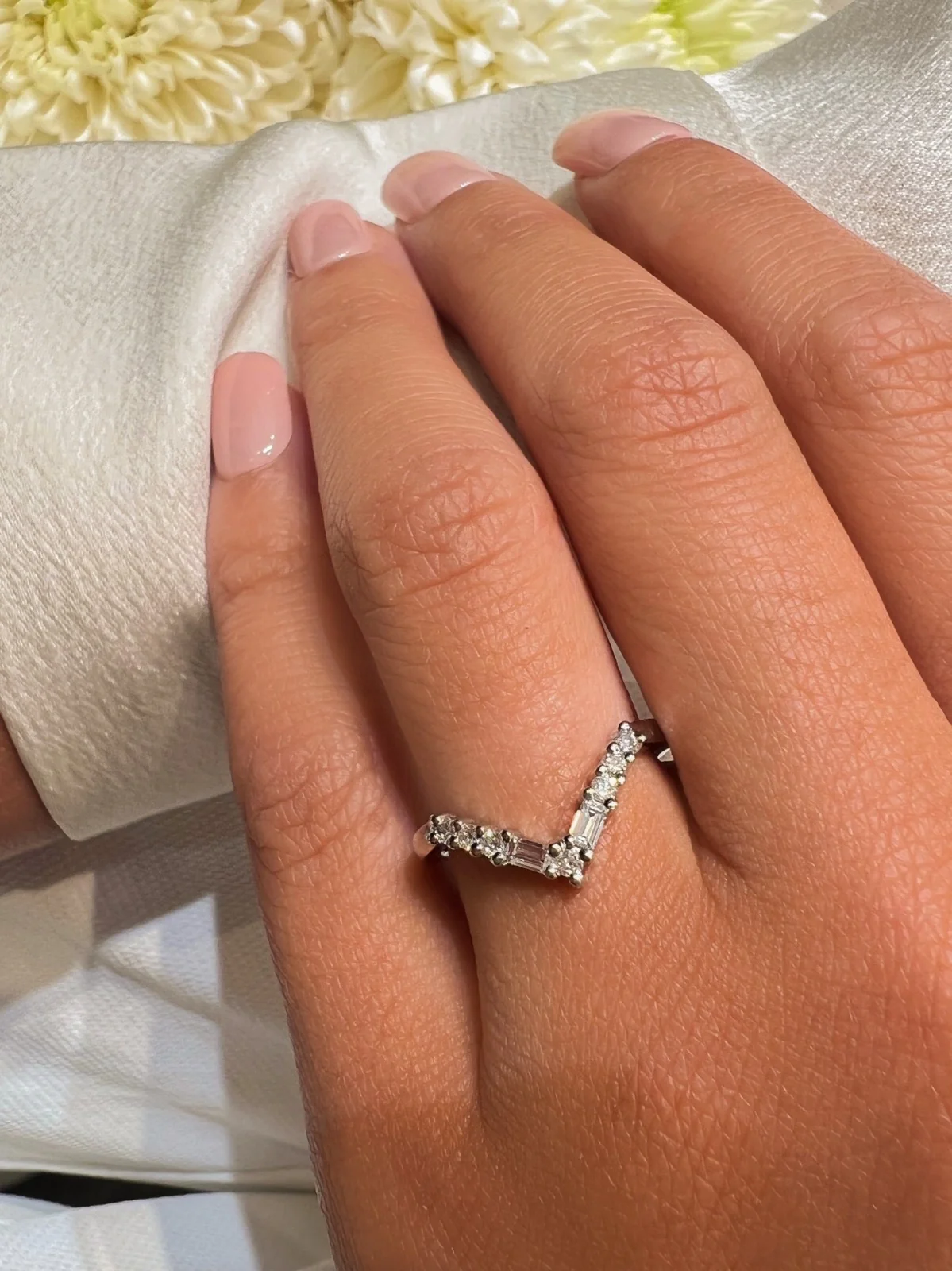 Mixed Diamond V Ring - Image 3