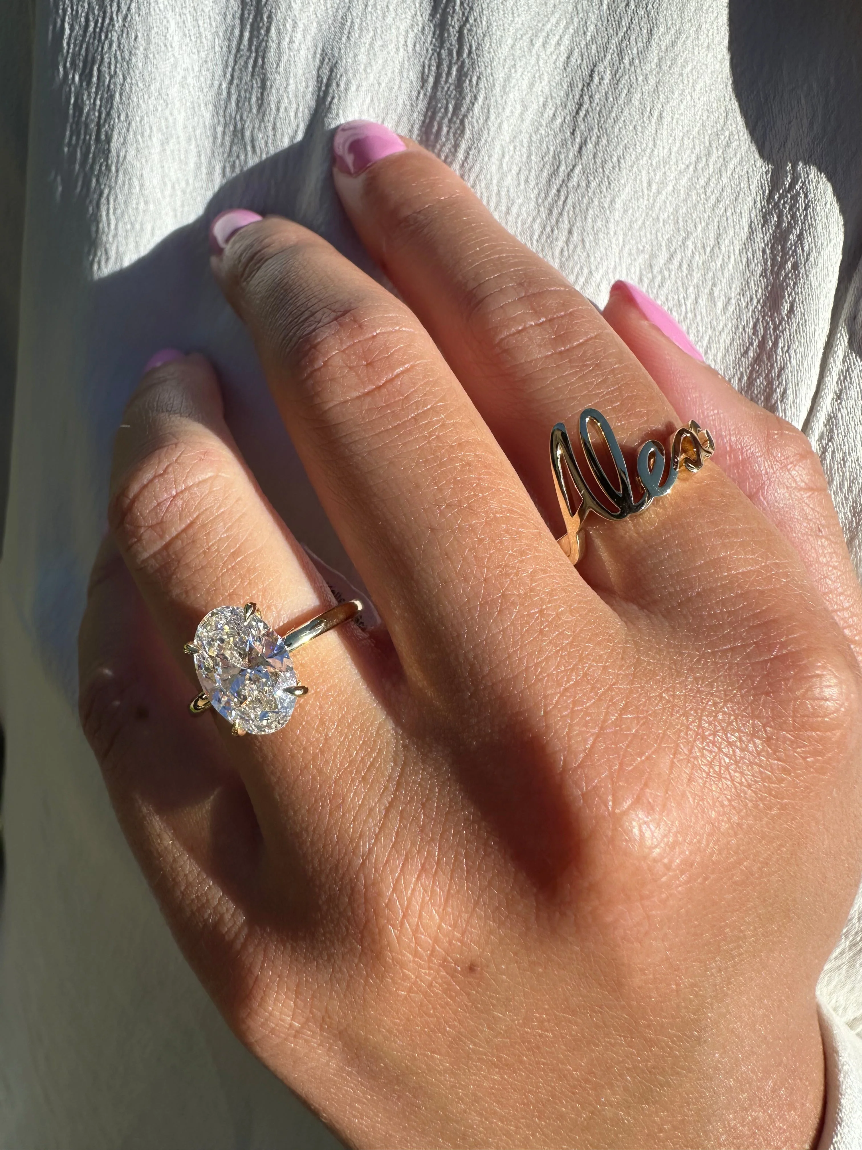 Oval Madison 6 Claw Engagement Ring - Image 2