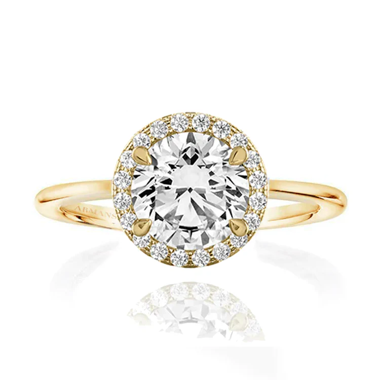 Seamless Round Halo Engagement Ring With Plain Band